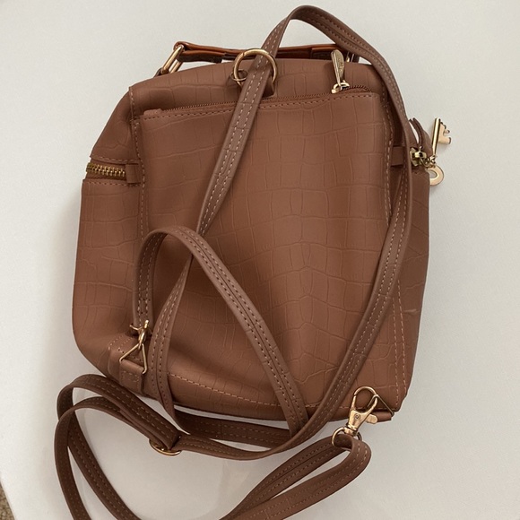 Mini backback - Picture 3 of 4